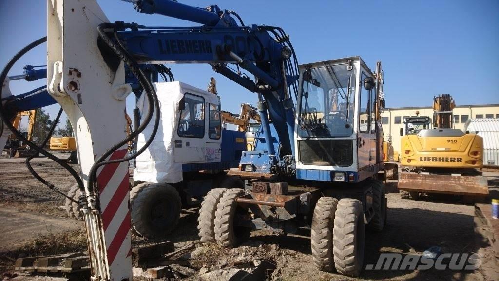 Liebherr A900 Bageri točkaši