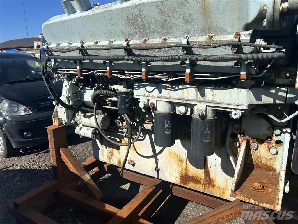 Hitachi Engine V12 Motori za građevinarstvo