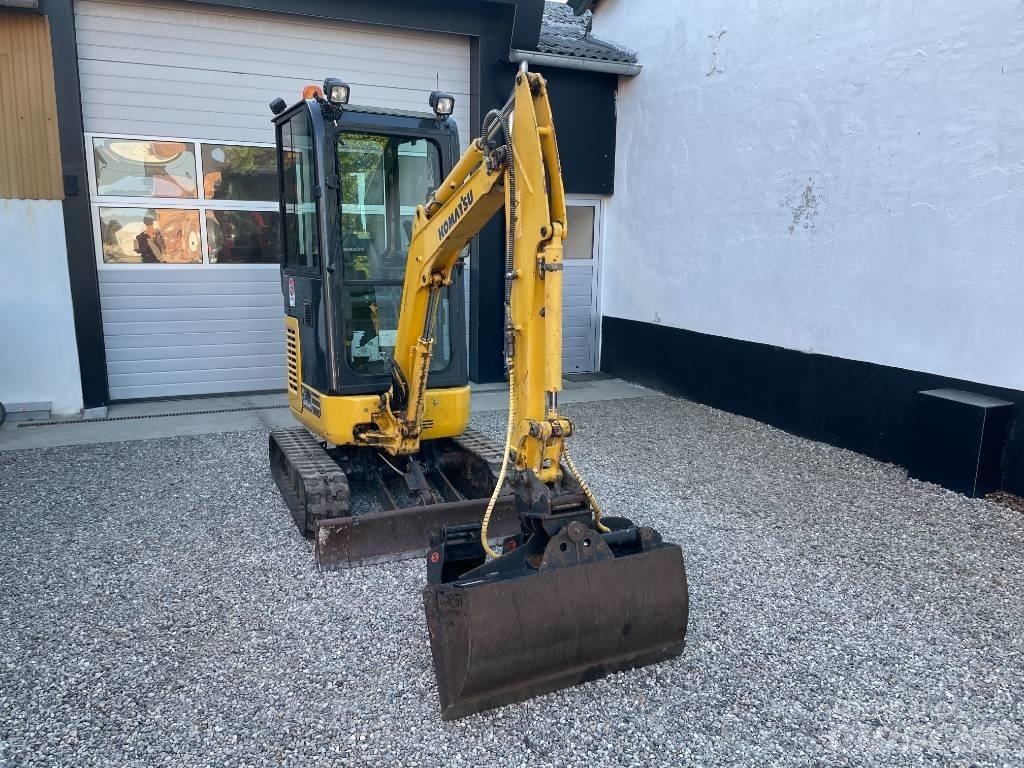 Komatsu PC 16 R-3HS Mini bageri < 7t