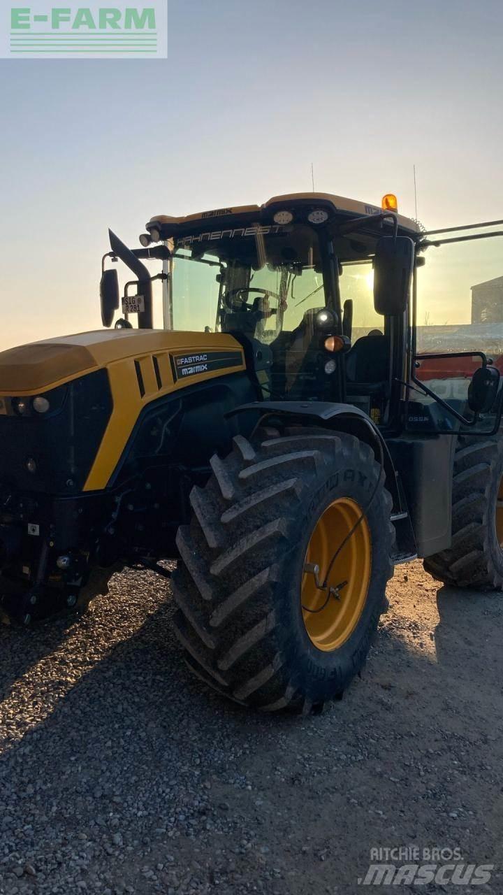 JCB Fastrac 4220 Traktori