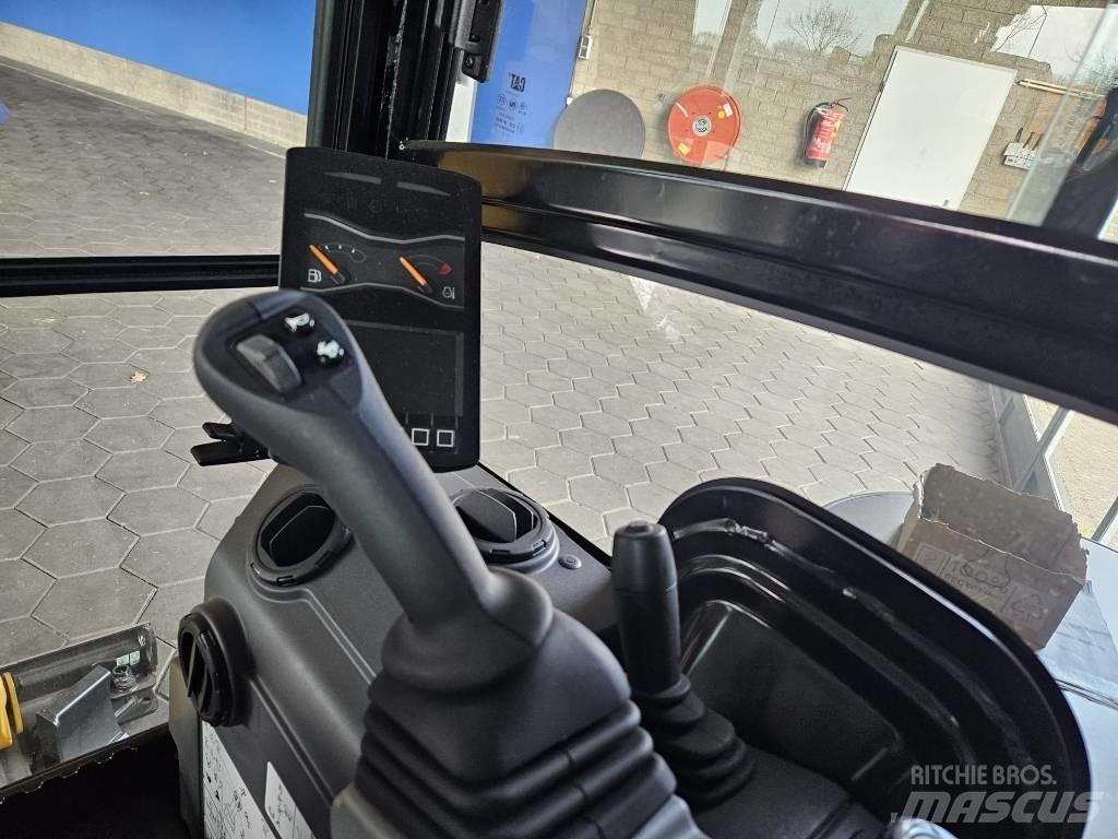 CAT 301.8 Mini bageri < 7t