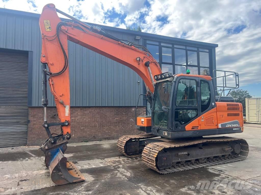 Doosan DX 140 LC Bageri guseničari