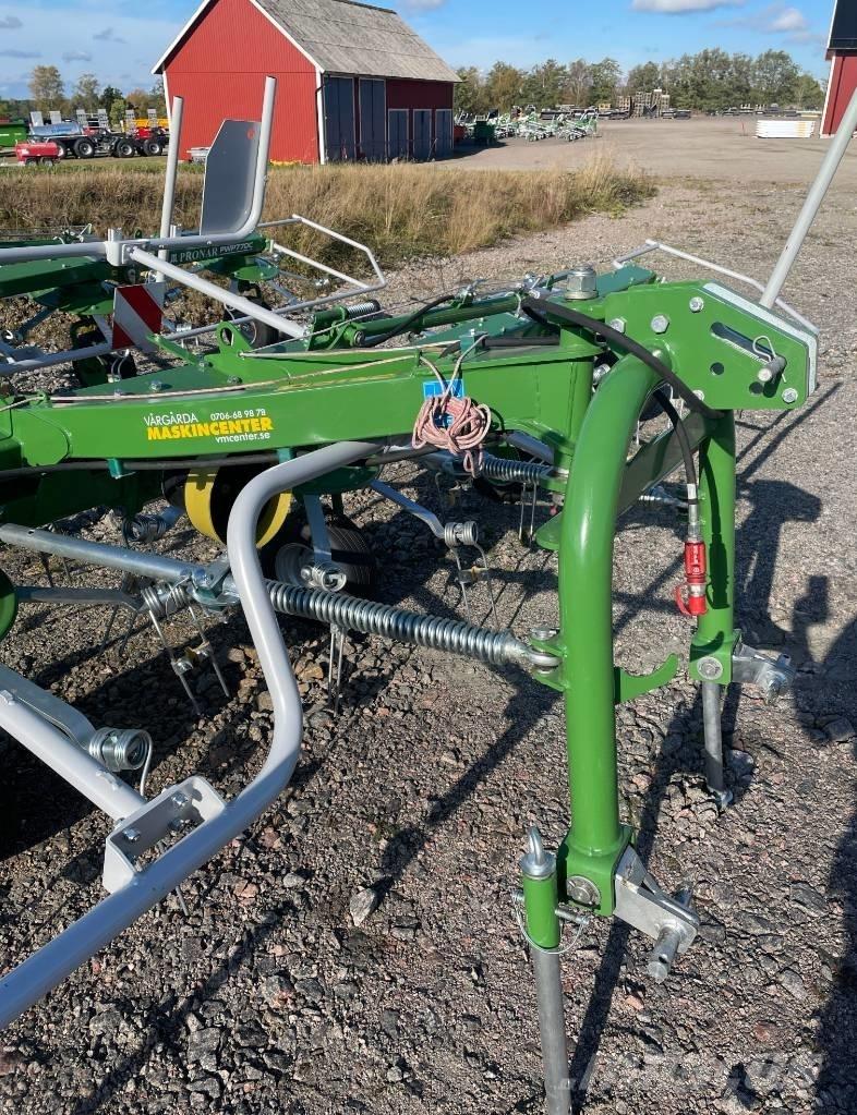 Pronar PWP770C Okretači i sakupljači sena