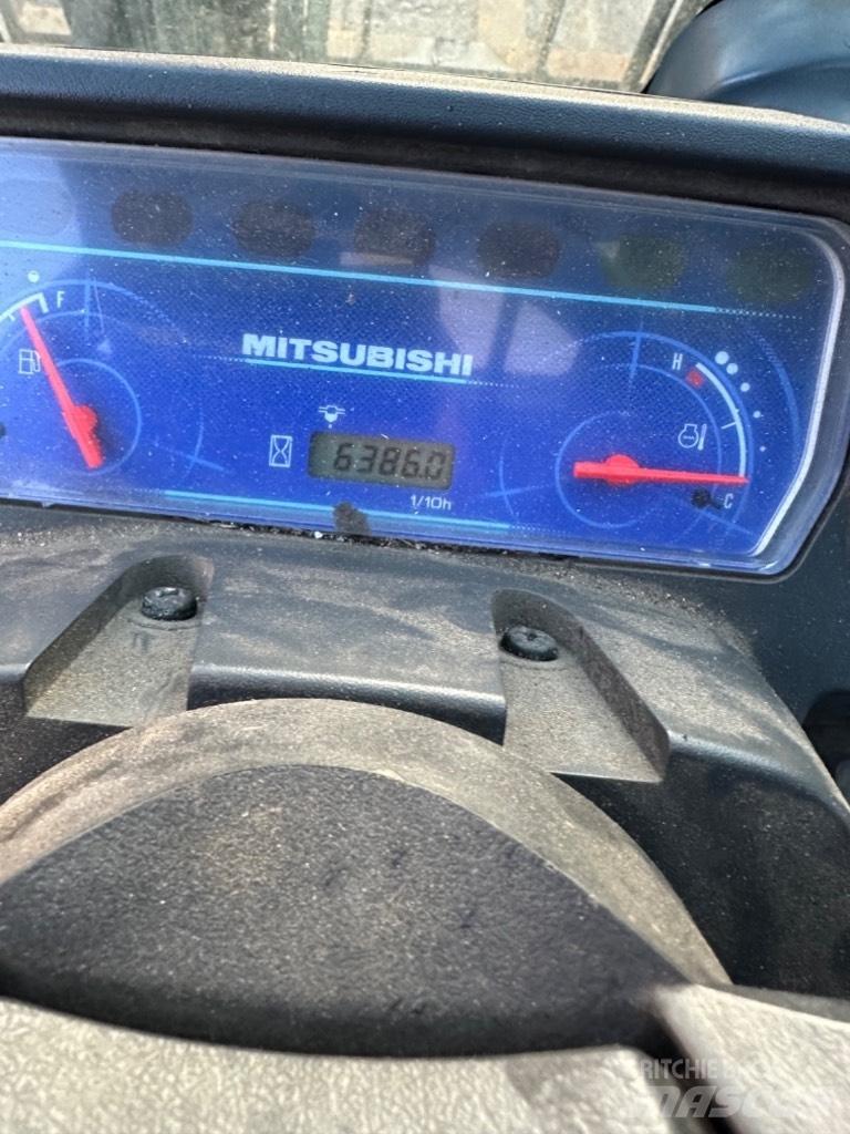 Mitsubishi FD25 Dizelski viljuškari