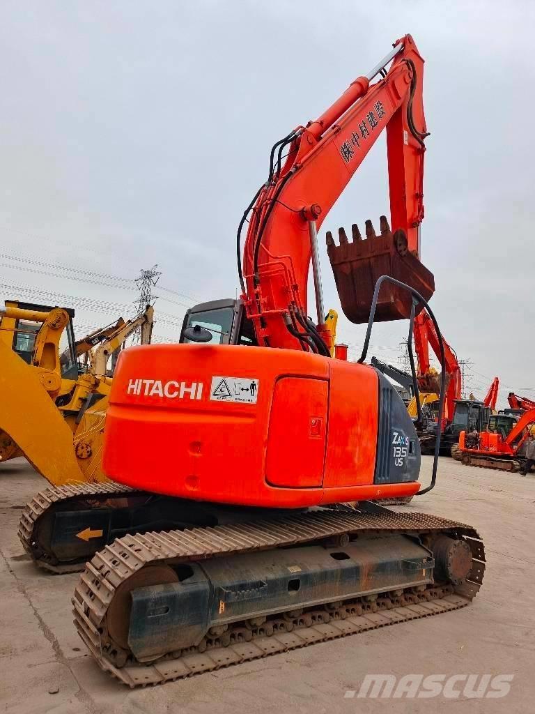 Hitachi ZX 135 US Bageri guseničari