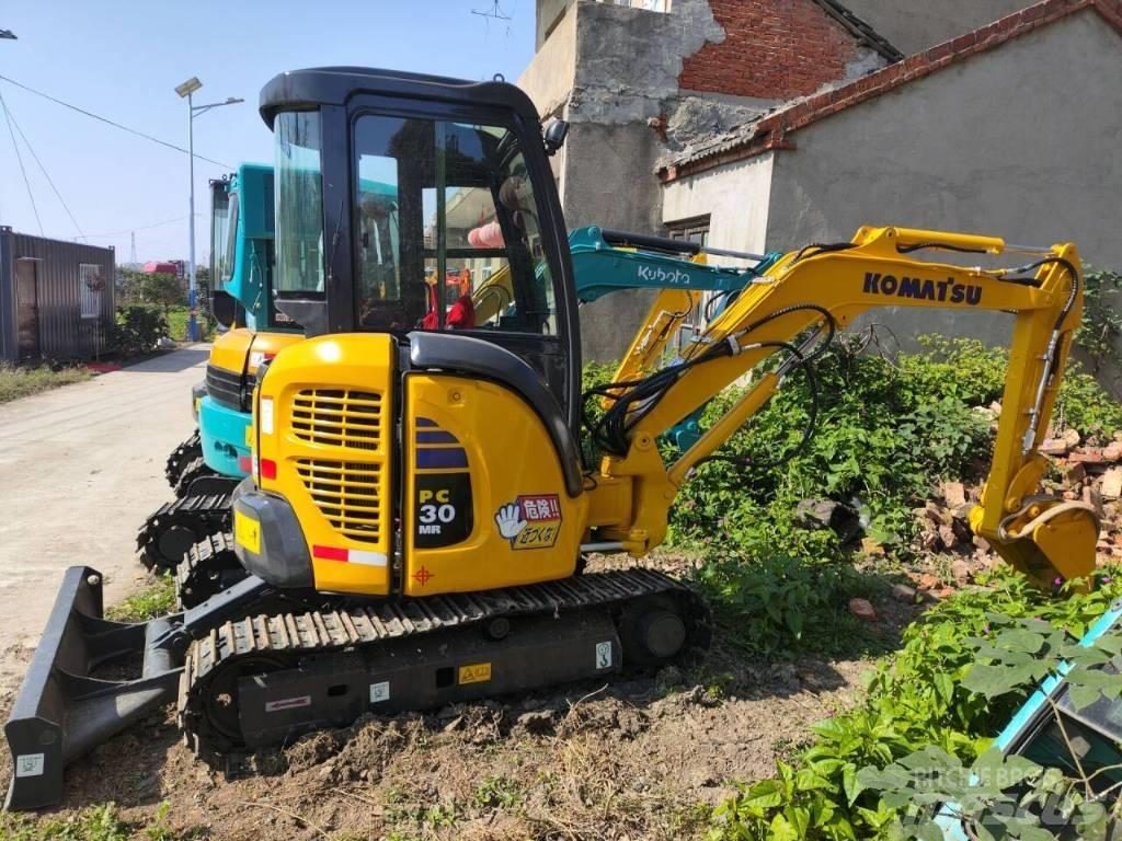 Komatsu PC 30 MR Mini bageri < 7t