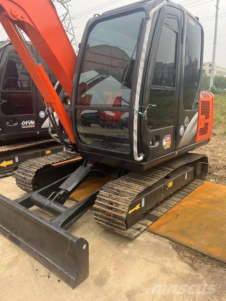 Hitachi zaxis60 Bageri guseničari