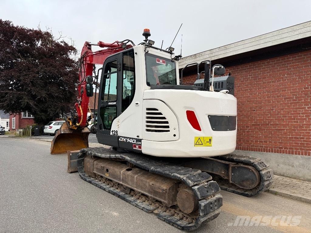 Doosan DX 140 LCR Bageri guseničari