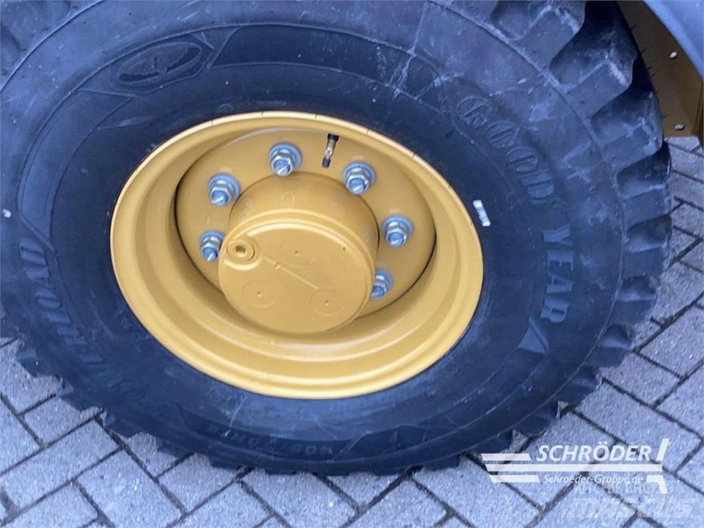 CAT 906 Utovarivači na točkove