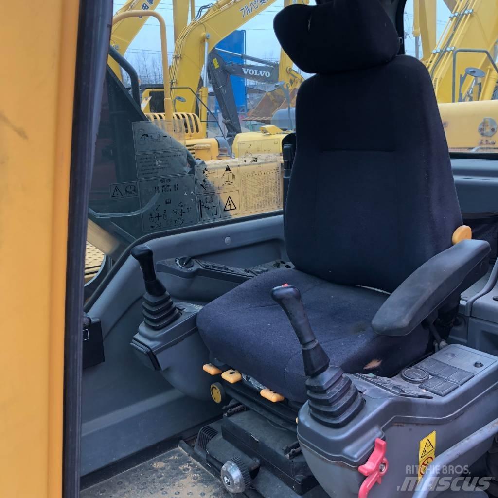 Volvo EC210B Bageri guseničari