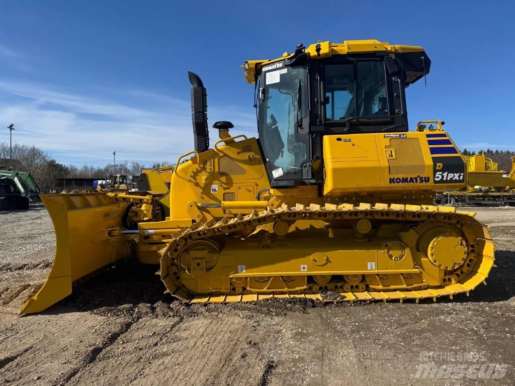 Komatsu D51PXI-24E0 Buldožeri guseničari