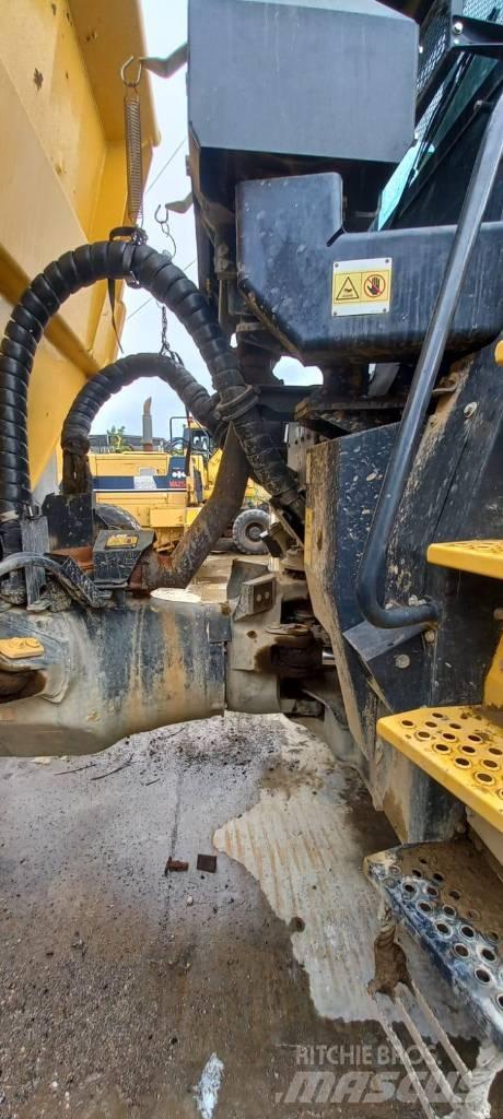 Komatsu HM300-5 Zglobni damperi