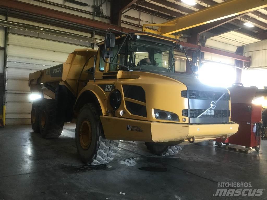 Volvo A 25 F Zglobni damperi