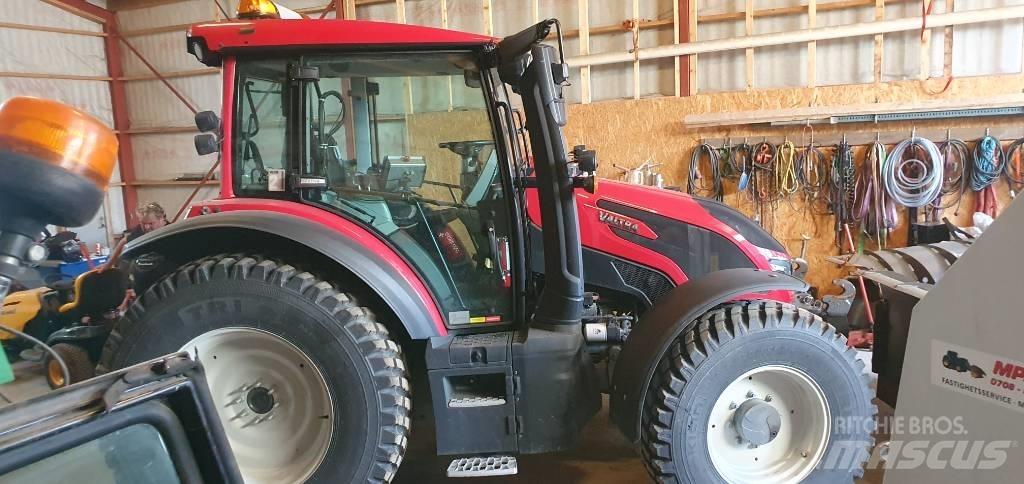 Valtra G125 Active Traktori