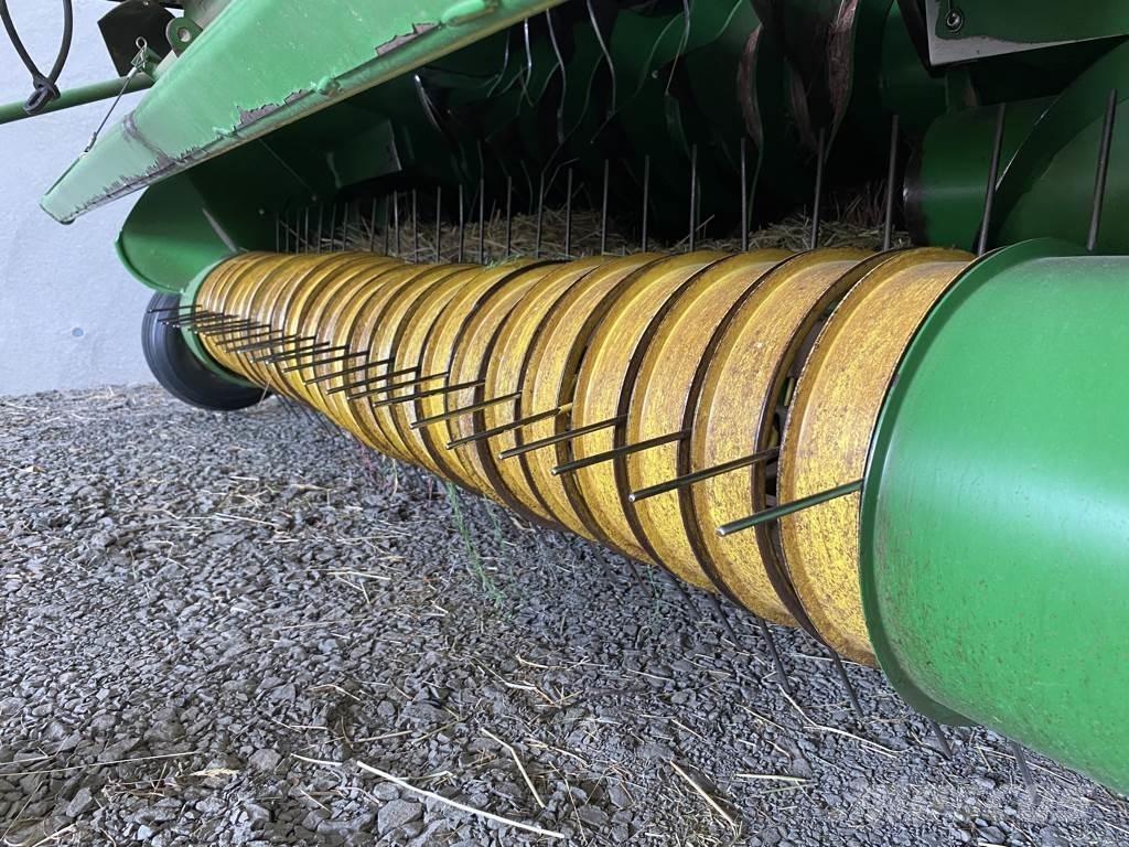 John Deere 568 Prese/balirke za rolo bale