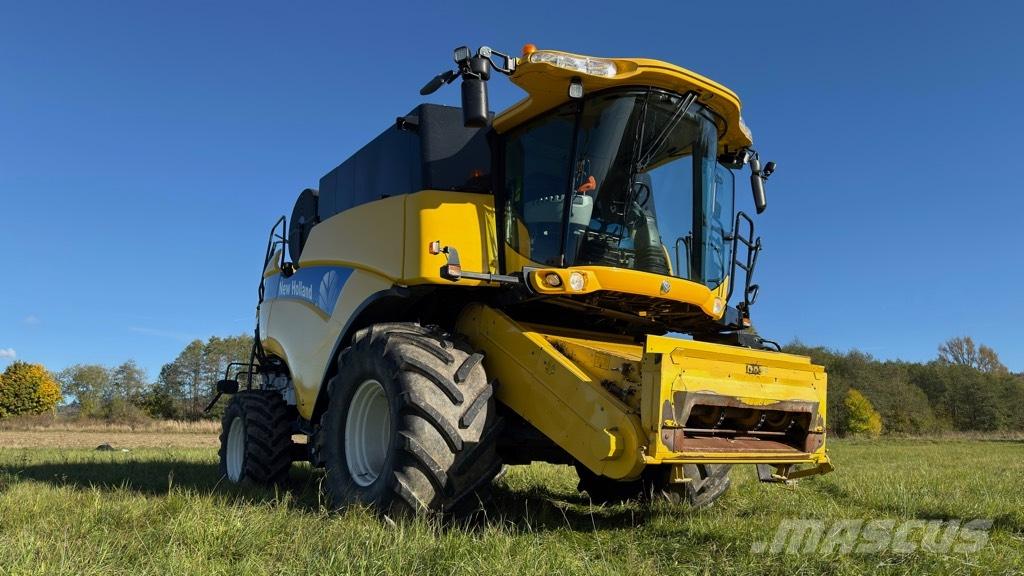 New Holland CX 8080 Kombajni
