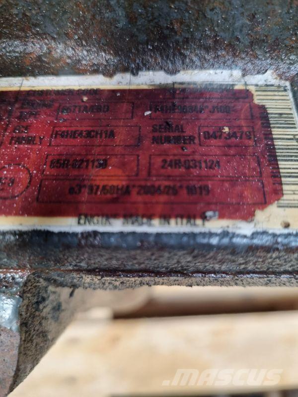 Iveco F4HE9684E Kargo motori