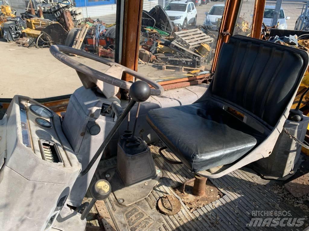 JCB 3 CX Rovokopači