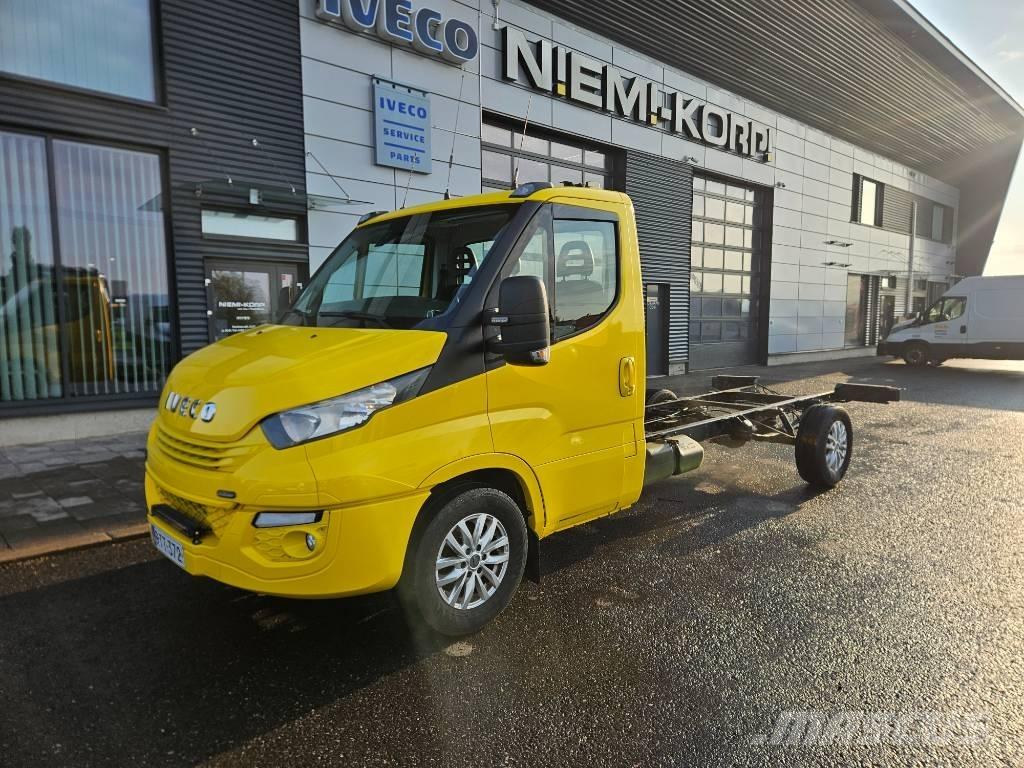 Iveco 35S18 Sanduk kombiji