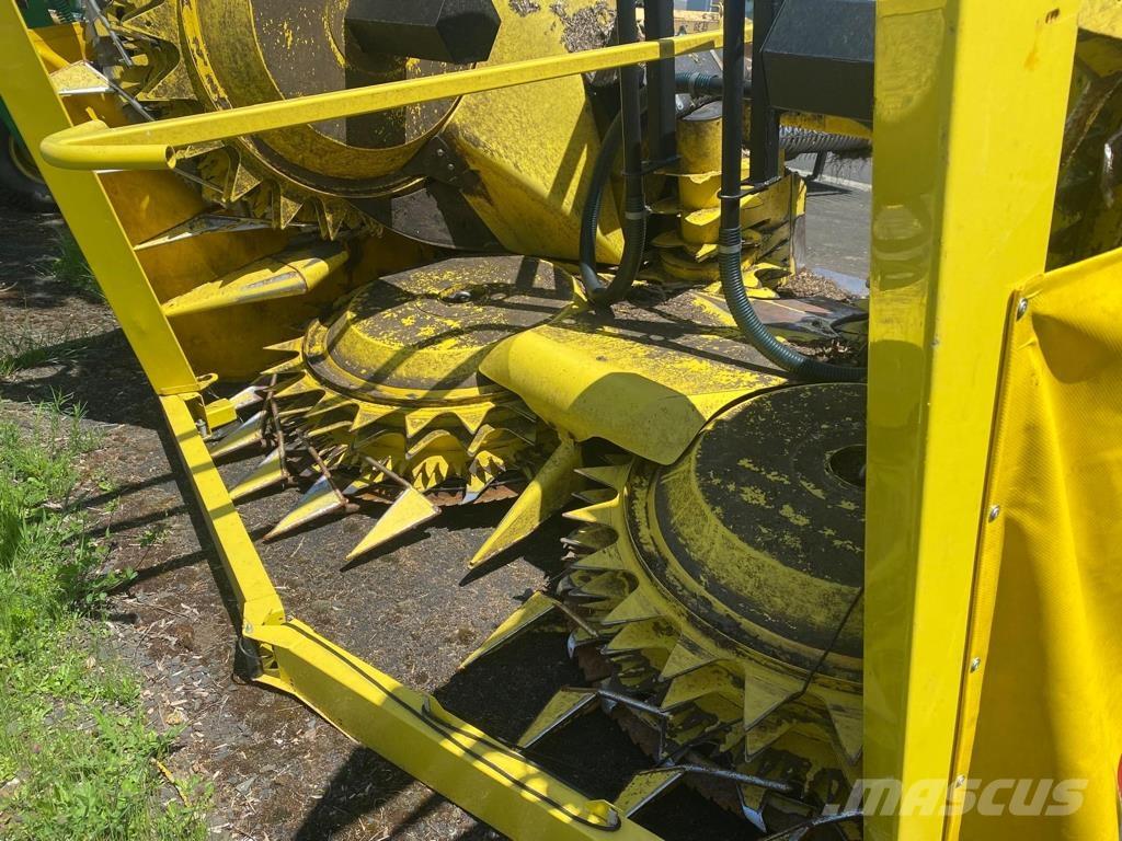 John Deere 8200 Kombajni za stočnu hranu