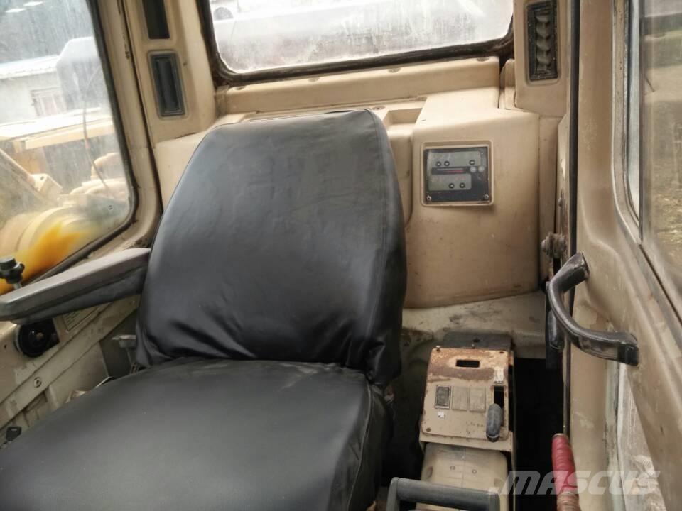 CAT 330 B Bageri guseničari