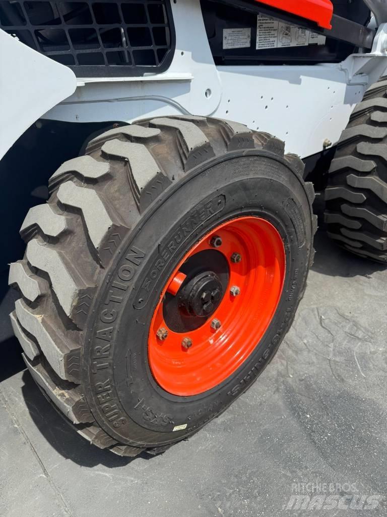 Bobcat S 740 Skid steer mini utovarivači