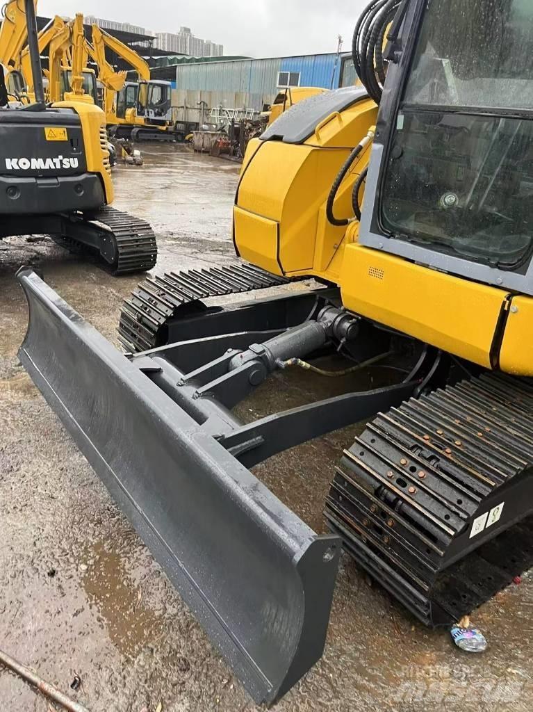 Komatsu PC 78 US Bageri guseničari