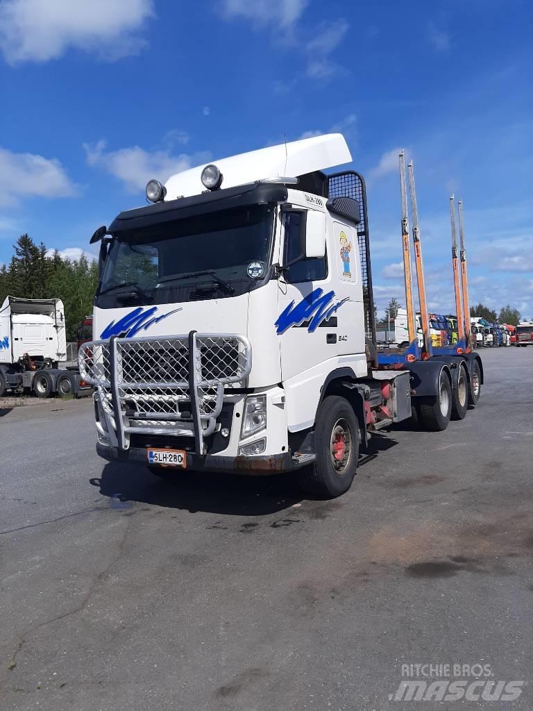 Volvo FH 13 Kamioni za drva Šticari