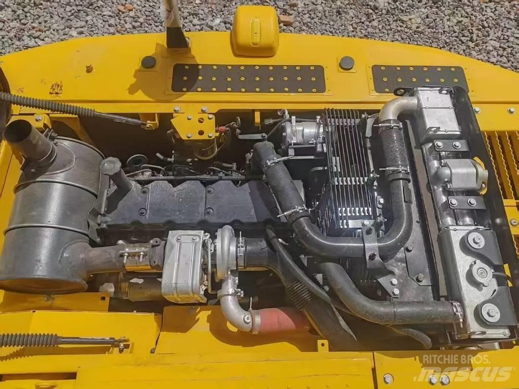 Komatsu 200-8 Bageri guseničari
