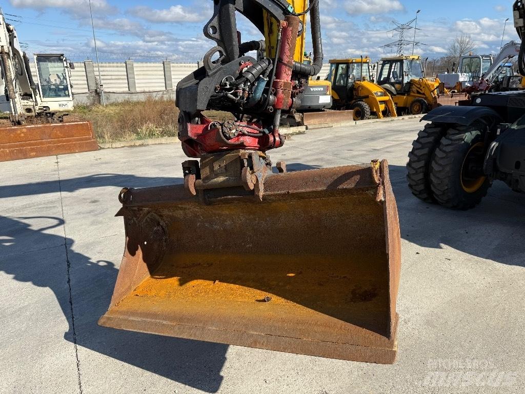 JCB Hydradig Bageri točkaši
