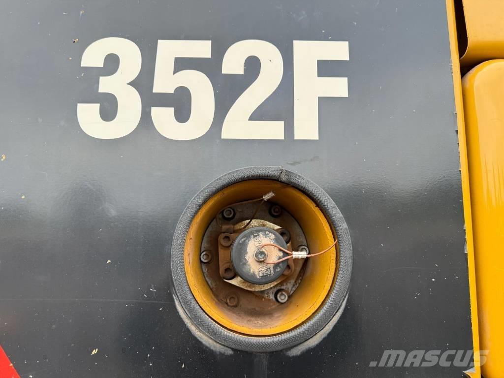 CAT 352 F Bageri guseničari