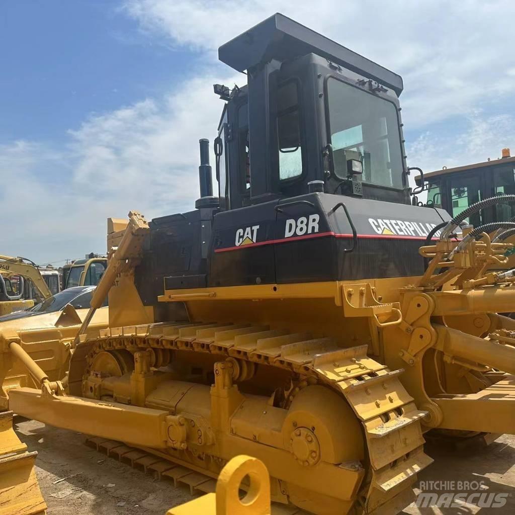 CAT D 8 R Buldožeri guseničari