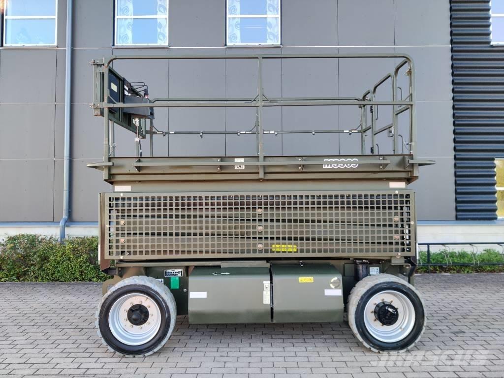 JLG M 3369 Saxlift Makazaste platforme