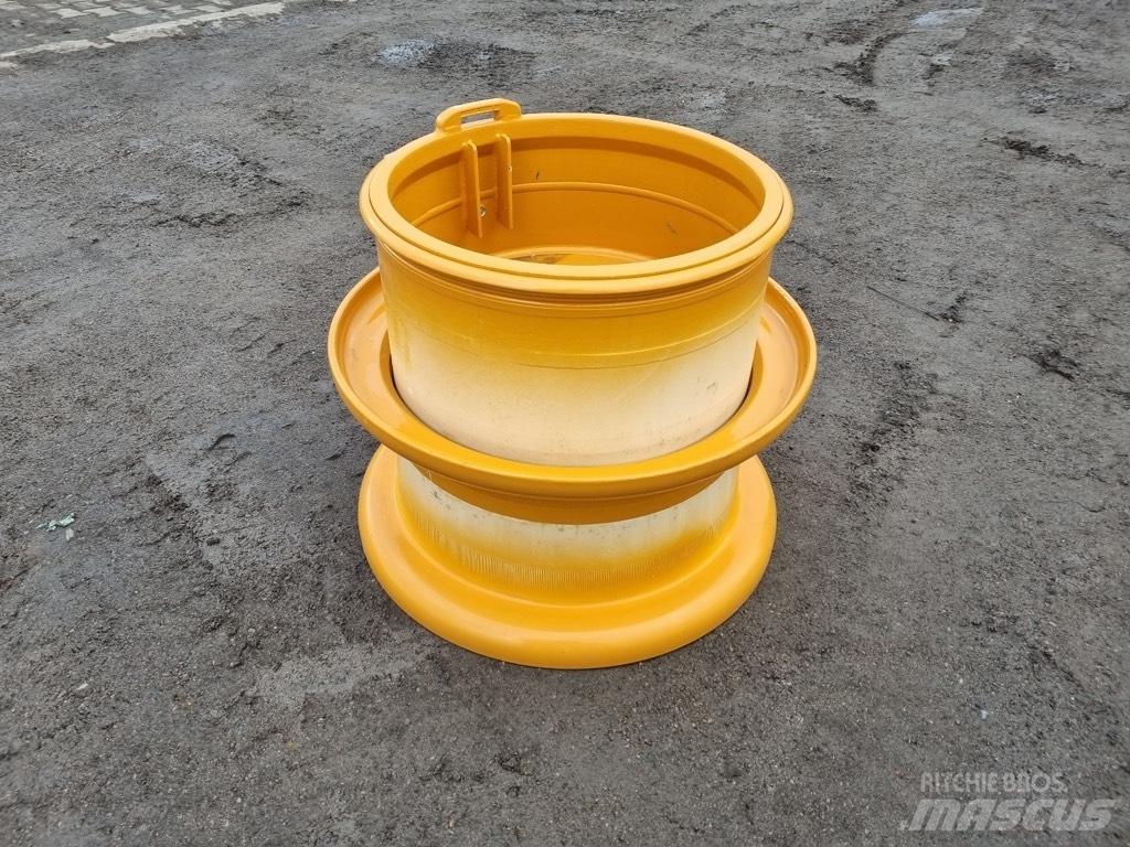 CASE 921 E rims Gume, točkovi i felne