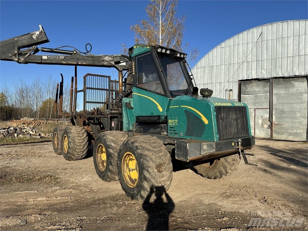 Logman 811F Forvarderi