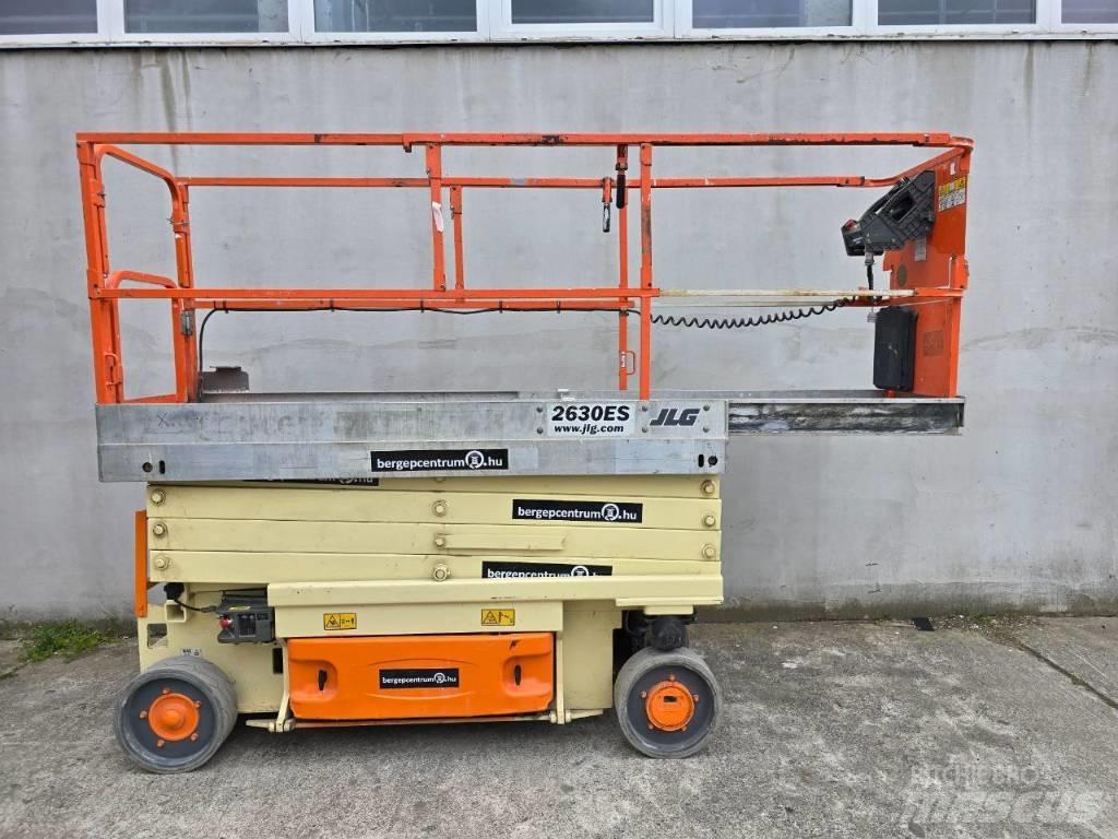 JLG 2630 ES Makazaste platforme