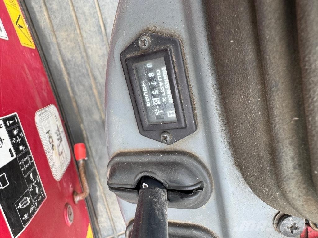 Yanmar SV08 (1D812) Mini bageri < 7t