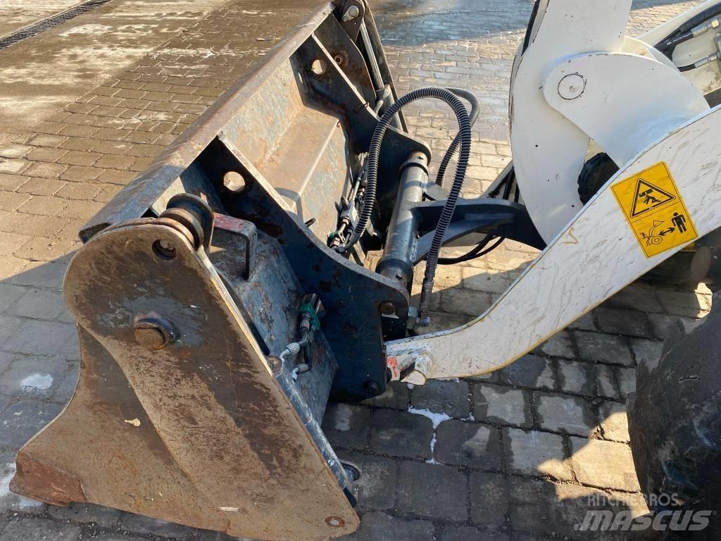 Komatsu WA 70-7 Utovarivači na točkove