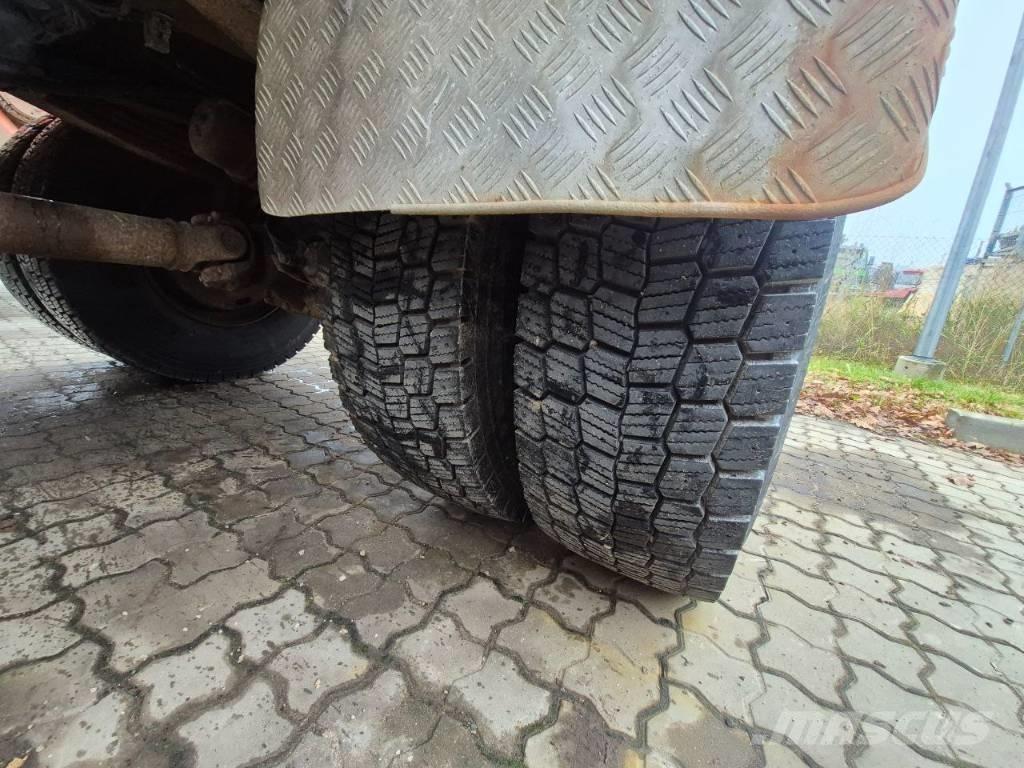 Scania P360 Kiperi kamioni