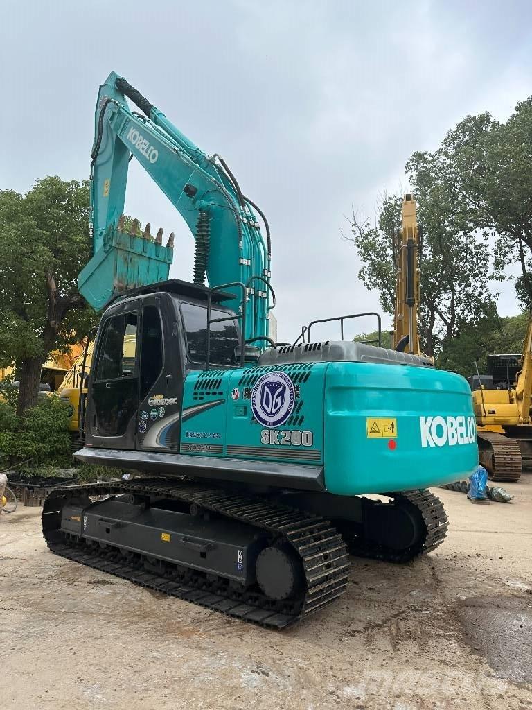 Kobelco SK 200-8 Bageri guseničari