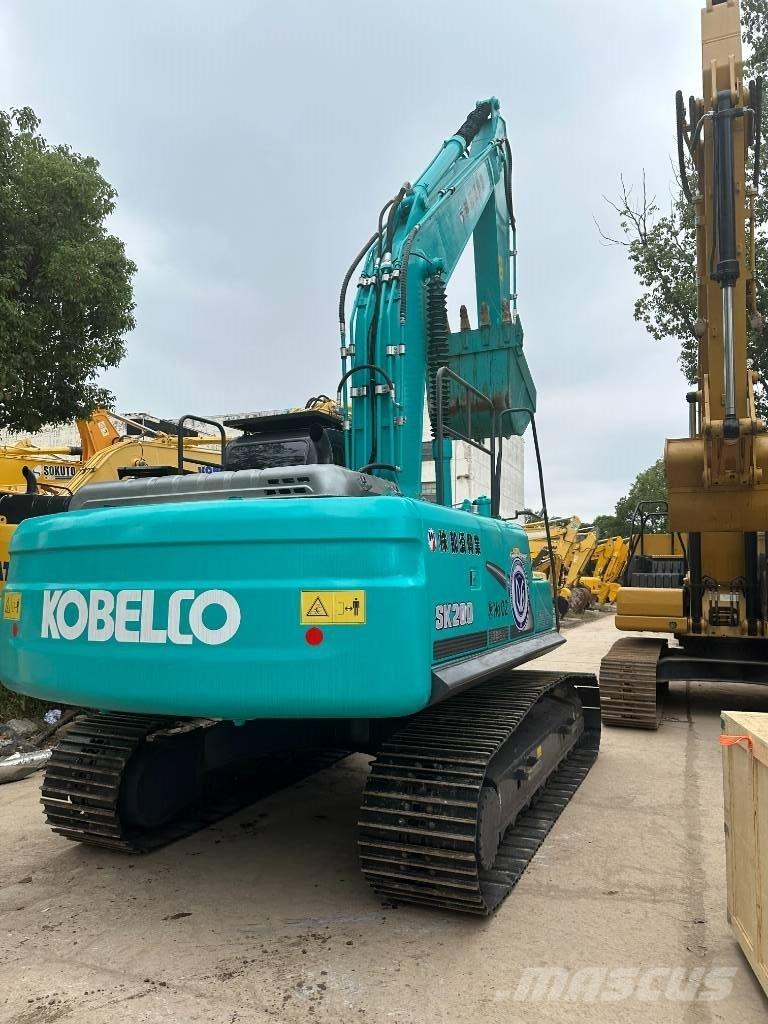 Kobelco SK 200-8 Bageri guseničari