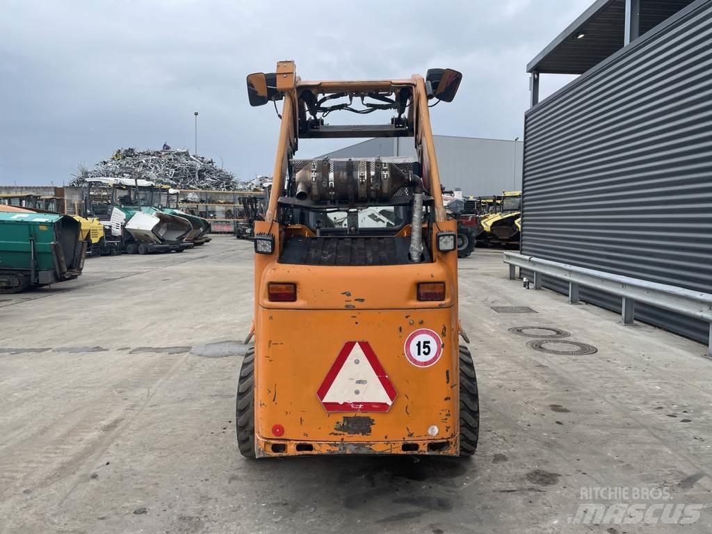 CAT 226B Skideri