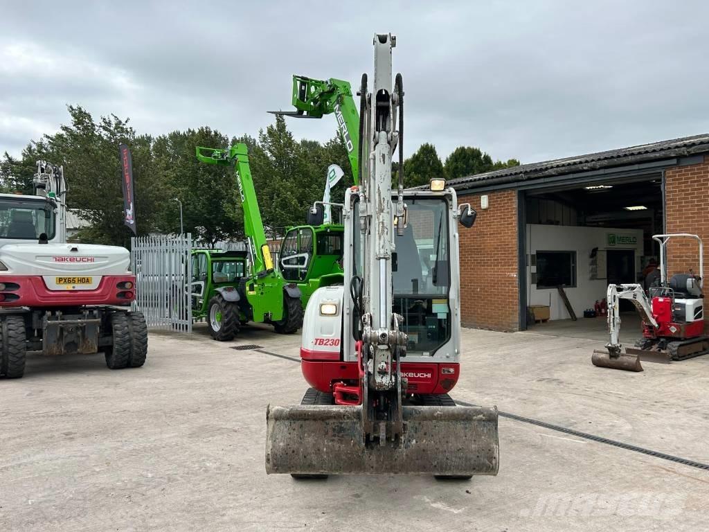 Takeuchi TB 230 Mini bageri < 7t