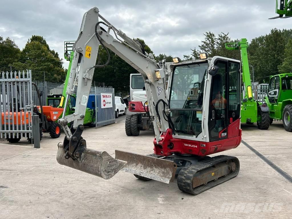 Takeuchi TB 230 Mini bageri < 7t