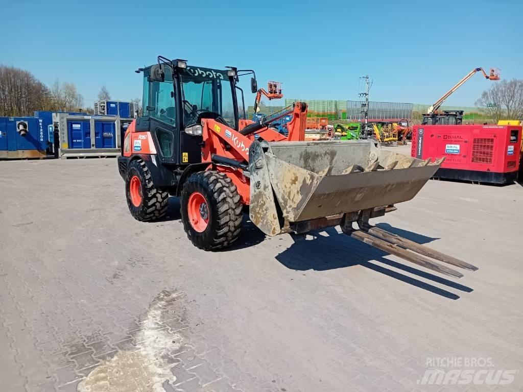 Kubota R 082 Utovarivači na točkove