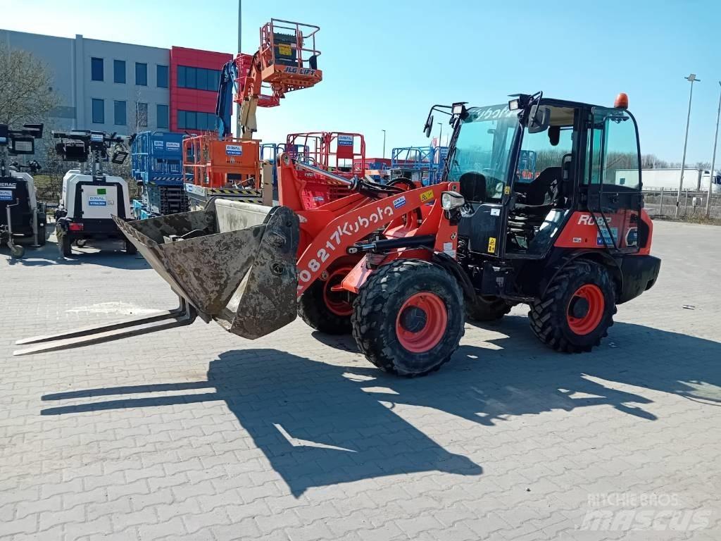 Kubota R 082 Utovarivači na točkove