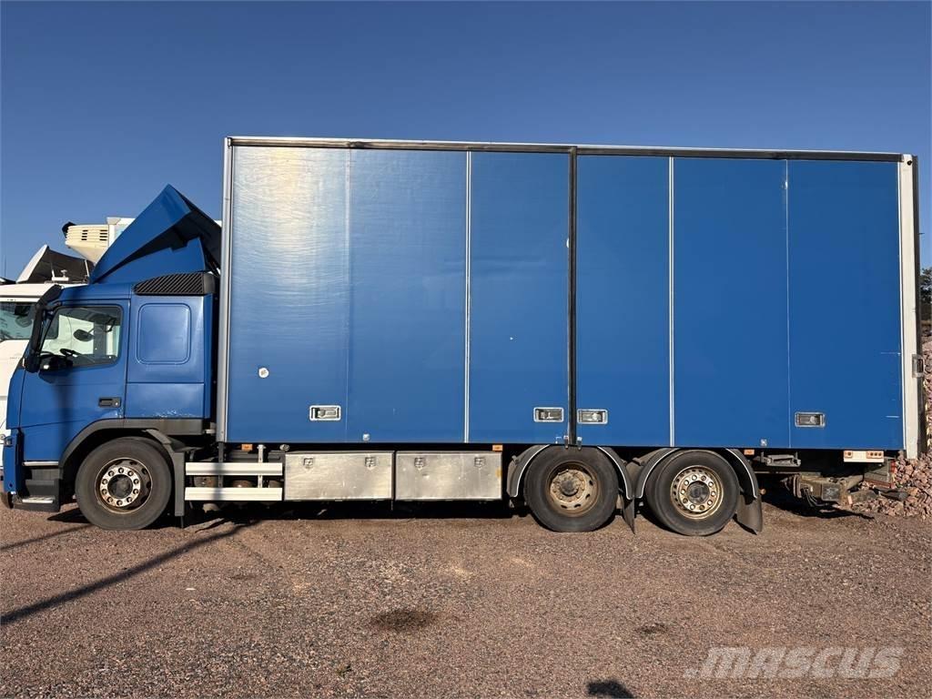 Volvo FM330 6x2 Sanduk kamioni