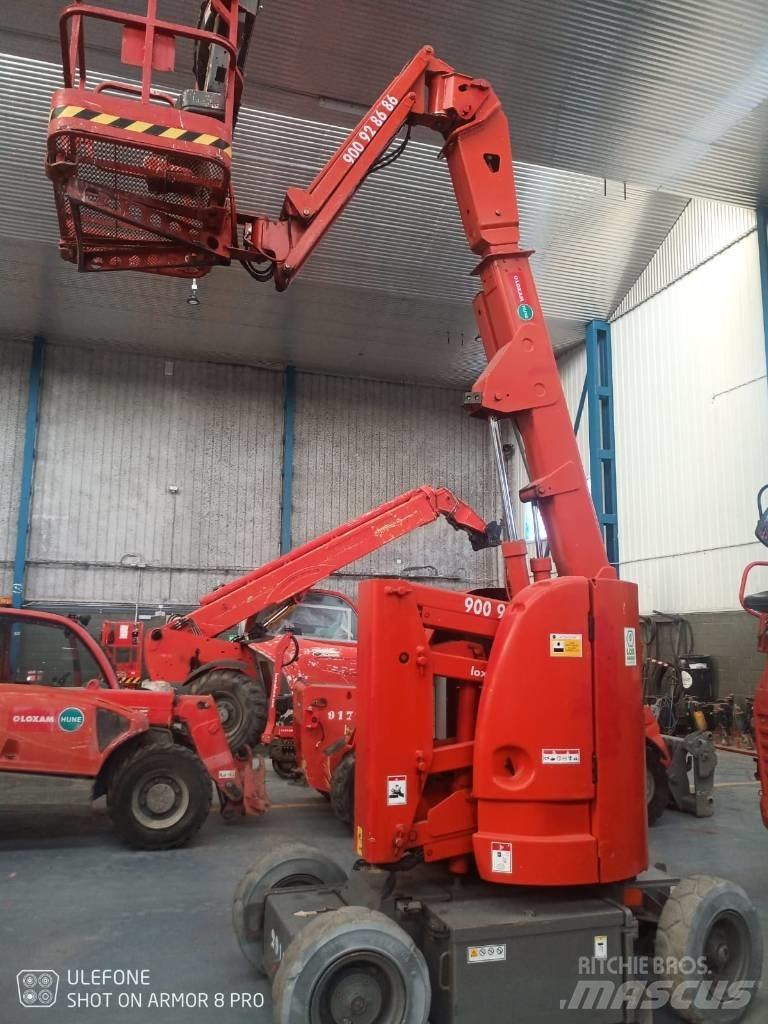 JLG E 300 AJP Zglobne podizne platforme