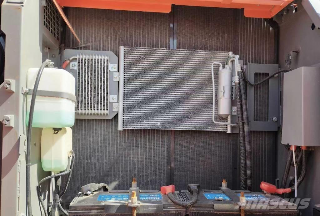 Hitachi ZX 240 Bageri guseničari