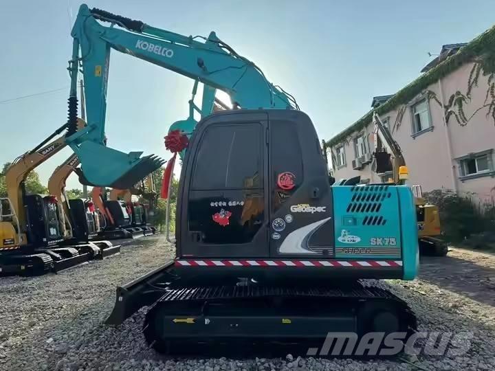 Kobelco SK 75 Bageri guseničari